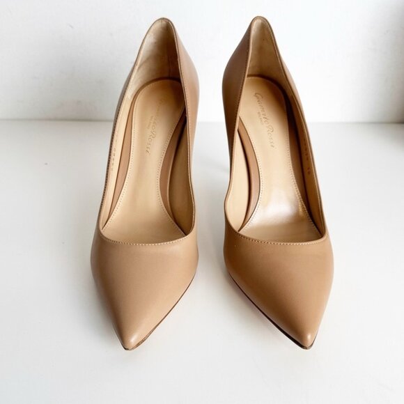 Gianvito Rossi Gianvito 85 Pumps in Praline Leather - Picture 2 of 8